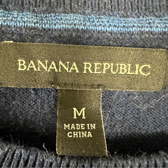 Banana Republic Men’s Pullover Sweater Medium Cotton Blue Knit - Picture 2 of 4